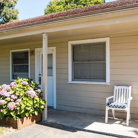 West End Neighborhood Cottage Santa Rosa Ngoại thất bức ảnh